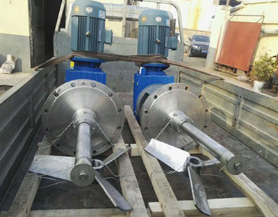 316L脱硫塔侧搅拌